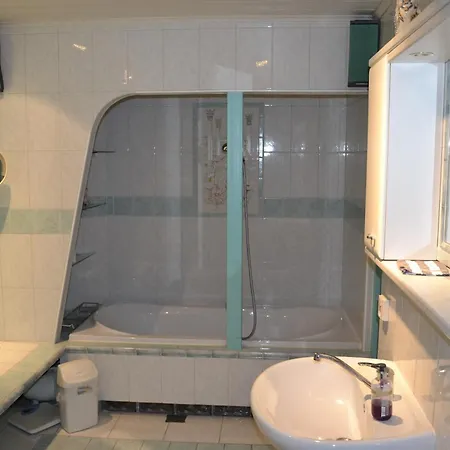 Neske Bed & Breakfast 3*