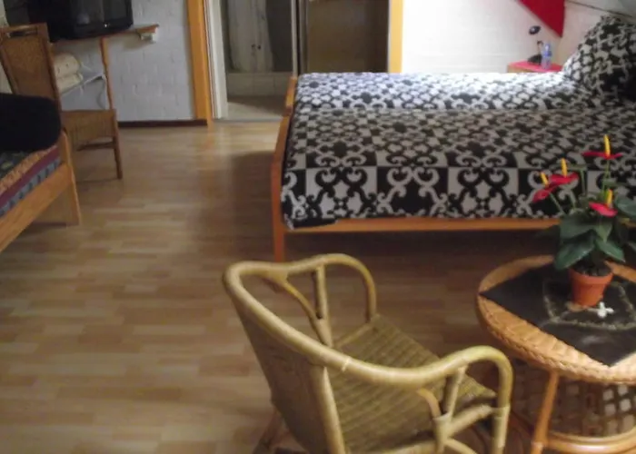 Bed & Breakfast Neske 3*