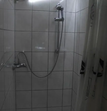 Bed and breakfast Neske 3*